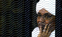 Sudan’ın devrik lideri Beşir’e iki yıl hapis cezası
