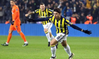 Ozan Tufan 4 yıl daha Fenerbahçe’de
