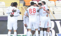 Sivasspor, Yeni Malatyaspor'u 3-1 mağlup etti