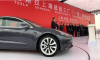 Çin Tesla 3'lerin ithalatına engeli kaldırdı