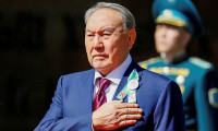 Nazarbayev ömür boyu ulusal lider olarak görevine devam edecek