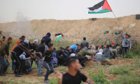 İsrail askerleri Gazze sınırında 2 Filistinliyi şehit etti