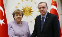 Erdoğan'dan Angela Merkel'e taziye telefonu