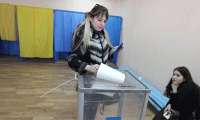 Ukrayna devlet başkanını seçmek için sandık başında