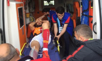 Galatasaray’da Emre Akbaba’nın ayağı kırıldı