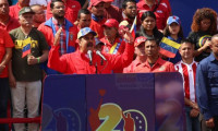 Maduro'dan Ulusal Meclis'e erken seçim resti