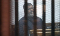 Mursi'ye 20 dakika boyunca müdahale edilmedi