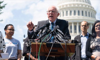 Bernie Sanders: 1.6 trilyon dolarlık borç iptal edilsin