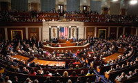 ABD Senatosu dev savunma bütçesini onayladı