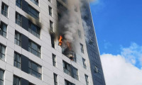 Ümraniye'de 16 katlı binada yangın 