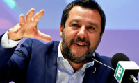Salvini Almanya'nın e-postayla kendisine şantaj yaptığını öne sürdü