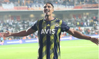 Son dakika golüyle hayat buldu: Medipol Başakşehir - Fenerbahçe: 1-2
