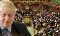 Boris Johnson parlamentodaki çoğunluğunu kaybetti