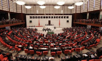 Libya tezkeresi oylanırken mecliste konuşulanlar
