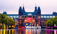 Amsterdam'da turistlere her gece için 3 euro ek vergi