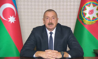 Aliyev: Demir yumruğumuz ile Paşinyan'a imzayı attırdık