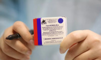 İngiliz uzmanlar değerlendirdi: Rus aşısı güvenilir mi