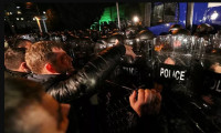 Tiflis'te seçim sonuçlarına protestoya polis müdahalesi