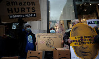 Amazon çalışanlarından Bezos'a protesto