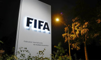 FIFA'dan mağdur futbolculara fon desteği