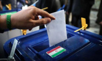 İran meclis seçimleri için sandık başında