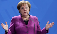 Merkel: Çok istisnai bir durumla karşı karşıyayız