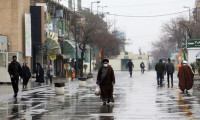 İran'da sokak ve caddeler boşaltılıyor