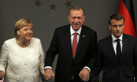Erdoğan'ın Macron ve Merkel ile yapacağı zirveye koronavirüs önlemi