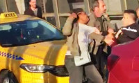 İstanbul'da Nijeryalı kadın, taksiciyi dövdü!
