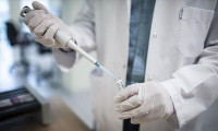 Hisseleri Nasdaq'ta %30 arttı! Türk bilim insanından Covid-19 aşısı atağı