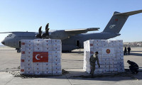 Türkiye'den İngiltere'ye tıbbi destek uçağı hareket etti