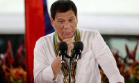 Duterte: Kurallara uymayanları vurun