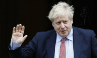 İngiltere Başbakanı Boris Johnson, iyileşerek göreve geri döndü