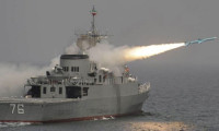 Tatbikatta facia! İran donanması kendi gemisini vurdu