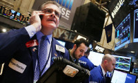 Wall Street'in ağır toplarına göre borsalar aşırı değerlendi