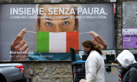 Tedbirleri gevşeten İtalya'da vaka ve ölü sayısı arttı