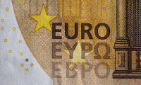 Euro Bölgesi'nde yıllık enflasyon yüzde 0,3'e indi