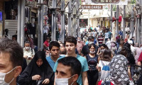 Bursa’da çarşı ve pazarlarda tehlikeli kalabalık