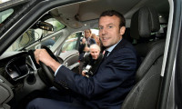Macron'dan otomotivi kurtarma planı