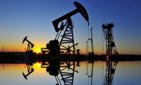 Uluslararası piyasalarda petrol fiyatları hafif geriledi