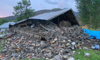 Bakanlar Bingöl'deki deprem bölgesine gidiyor