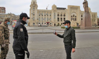 Azerbaycan karantina süresini uzattı