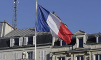 Fransa'da PMI'lar sürpriz biçimde büyümeye işaret etti