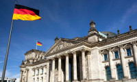 Korona nedeniyle Alman şirketlerin yatırımları sert düştü