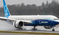 Boeing, ikinci çeyrekte 2.4 milyar dolar zarar etti
