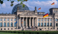 Almanya ekonomisi 2. çeyrekte rekor seviyede daraldı