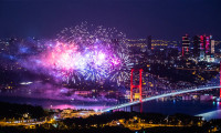 CHP'li belediyeler kutlamalarda havai fişek kullanmayı bırakıyor