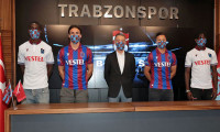 Trabzonspor'da toplu imza töreni yapıldı