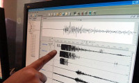 Tatil bölgesi Marmaris'te deprem paniği