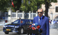 Erdoğan: TL'nin yerli yerine oturacağına inanıyorum
